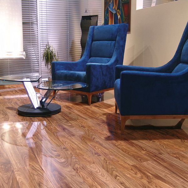Ламинат HDM ELESGO Walnut Greece №770420-серия Superglanz Floor