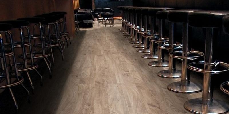 laminat-kronotex Ламиниран паркет за търговски помещения