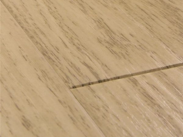 Ламинат White varnished oak IMU3105